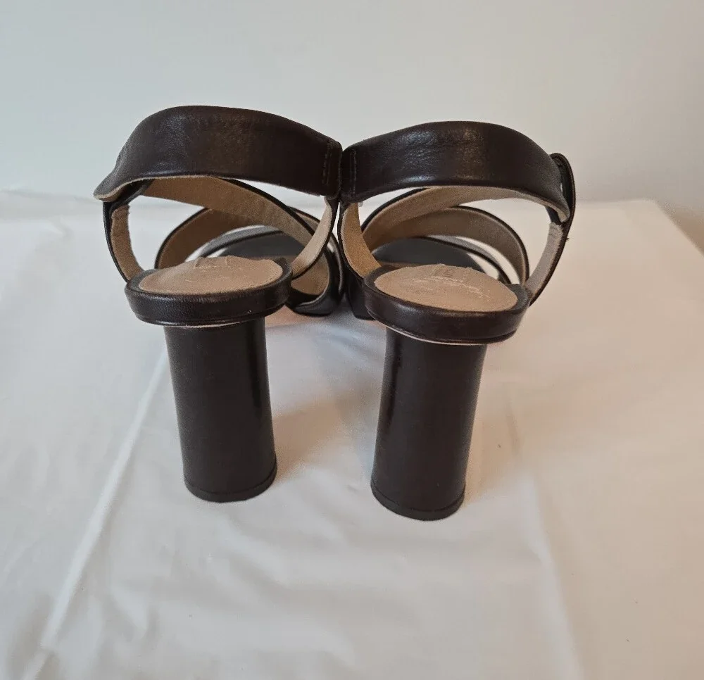 Antonio Melani Brown Leather Crisscross Sandals – Size 6, 2.5–3" Heel - Picture 4 of 9